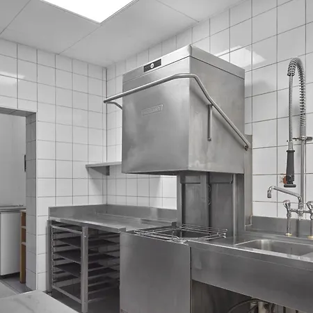 Tafelspitz Gruppenhaus Arlberg 아파트호텔 발트 암 알베르크