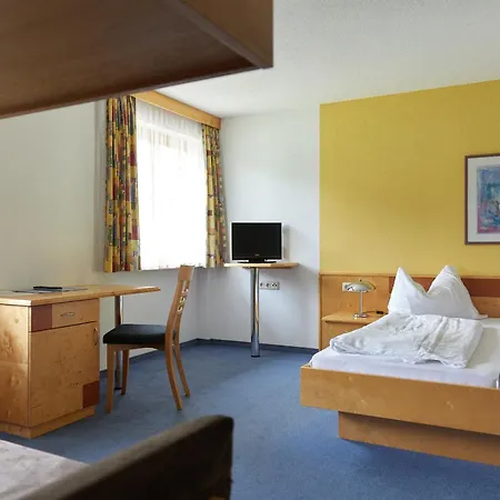 Tafelspitz Gruppenhaus Arlberg 3*