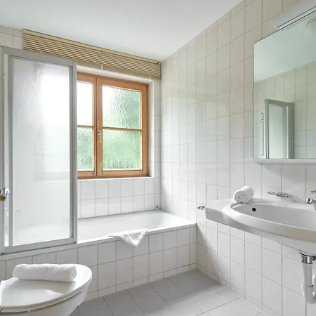 Tafelspitz Gruppenhaus Arlberg 3*