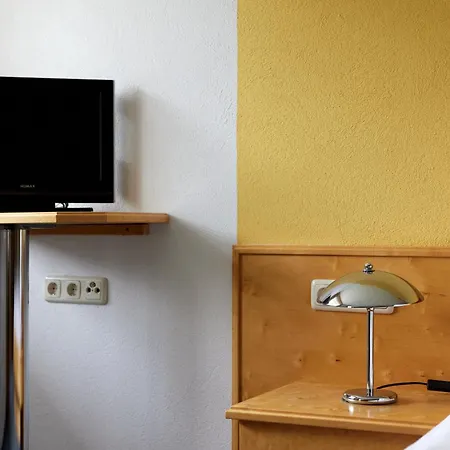 아파트호텔 Tafelspitz Gruppenhaus Arlberg 3*