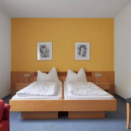 Tafelspitz Gruppenhaus Arlberg 아파트호텔 발트 암 알베르크