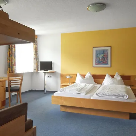 Zapfig Living Aparthotel 3*